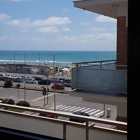 Sea View Leilighet Lido di Ostia Eksteriør bilde