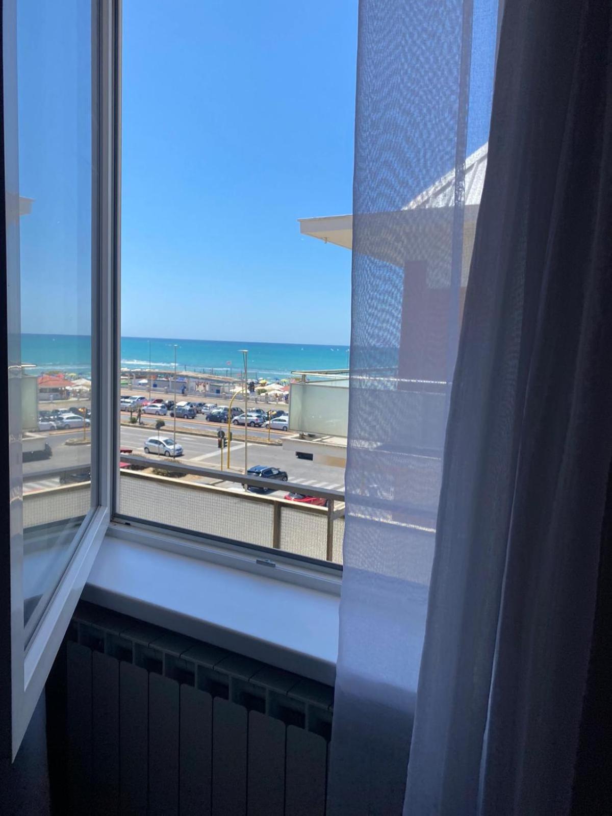 Sea View Leilighet Lido di Ostia Eksteriør bilde