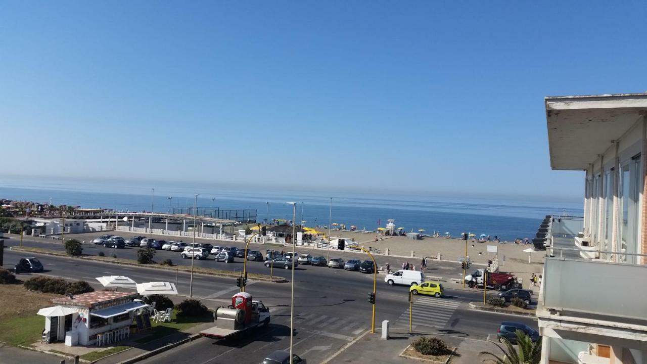 Sea View Leilighet Lido di Ostia Eksteriør bilde